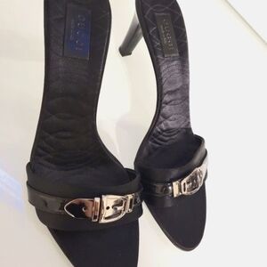 ❤️ GUCCI Quilted Black Satin Silver Buckle Heels size EU 40